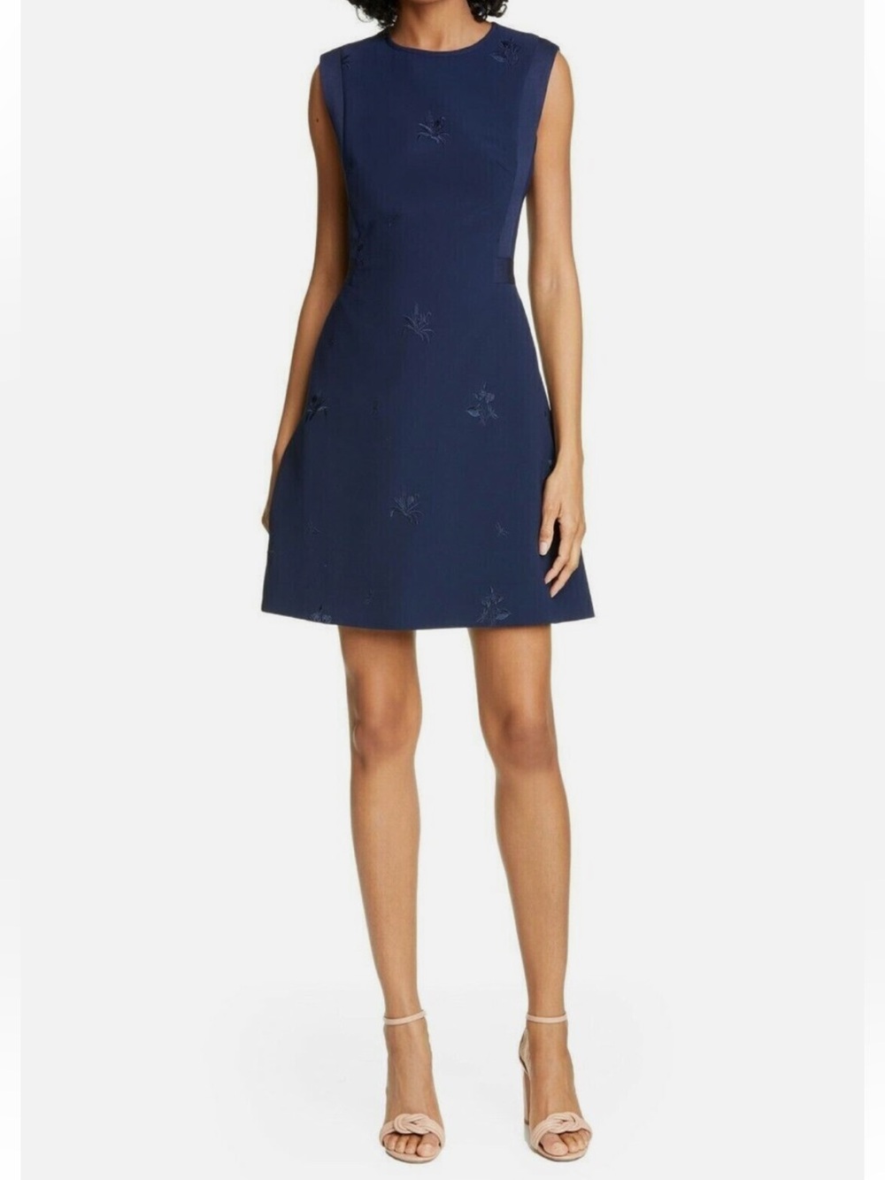 Ted Baker London Size 1/US 4 Saahrad Embroidered Shift Dress Navy Blue Sleeveles